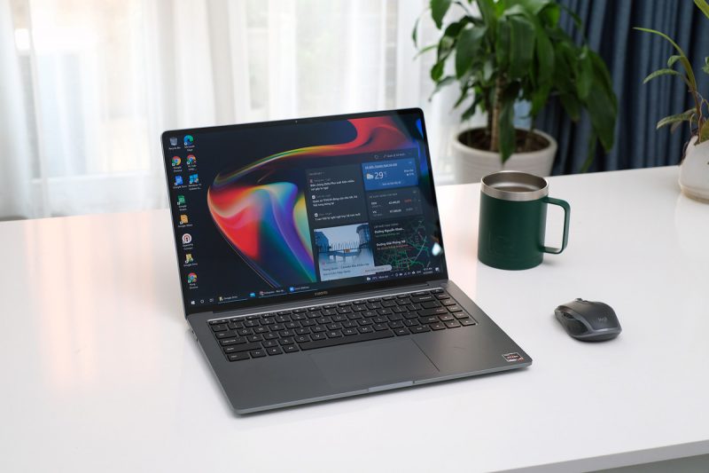 Xiaomi cho ra mắt sản phẩm laptop Mi Notebook Pro 15 với thiết kế màn hình OLED vượt trội. Với màn hình áp dụng công nghệ mới nhất