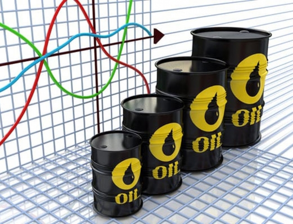 Giá dầu thô tiếp tục giảm hơn 4% vì tình hình Covid-19 diễn biến phức tạp